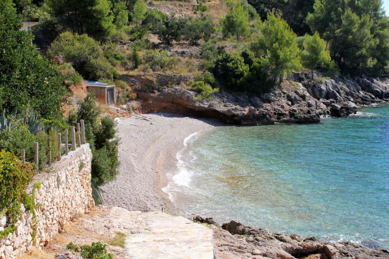 Seaside House For Families With Children Cove Tvrdni Dolac, Hvar - 2057 Gdinj Esterno foto
